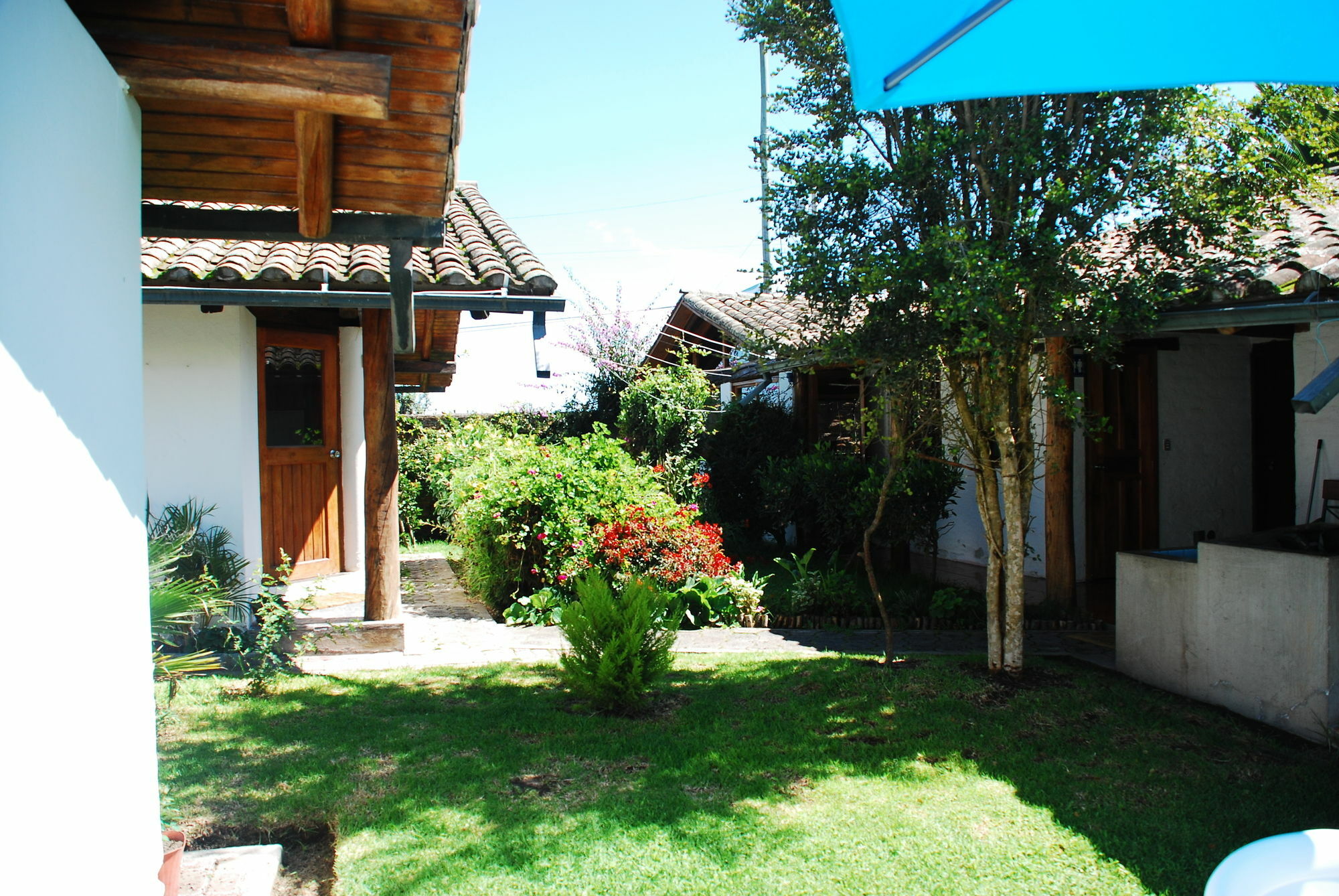 Hosteria Airport Garden تابابيلا المظهر الخارجي الصورة